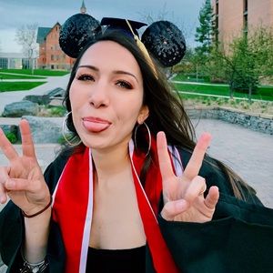 Meet your Posher, Amber